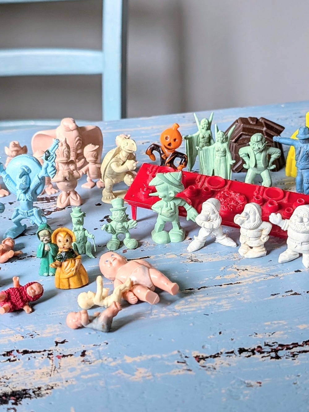 Vintage Disney Sun Rubber Marx Hard Plastic Toy Figures Lot Snow White Dumbo